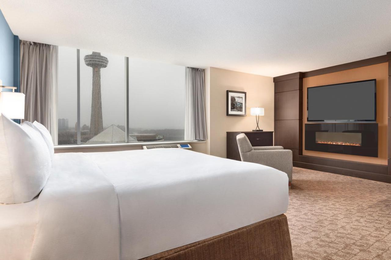 Wyndham Garden Niagara Falls Fallsview Bagian luar foto