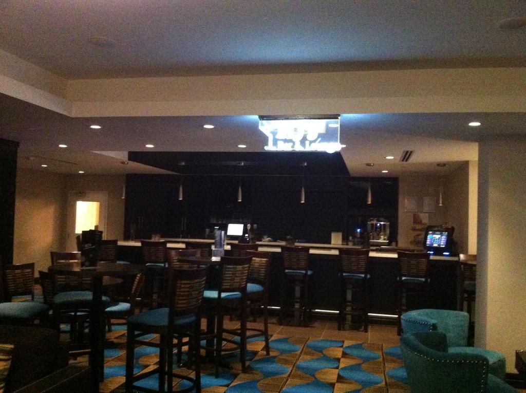 Wyndham Garden Niagara Falls Fallsview Bagian luar foto