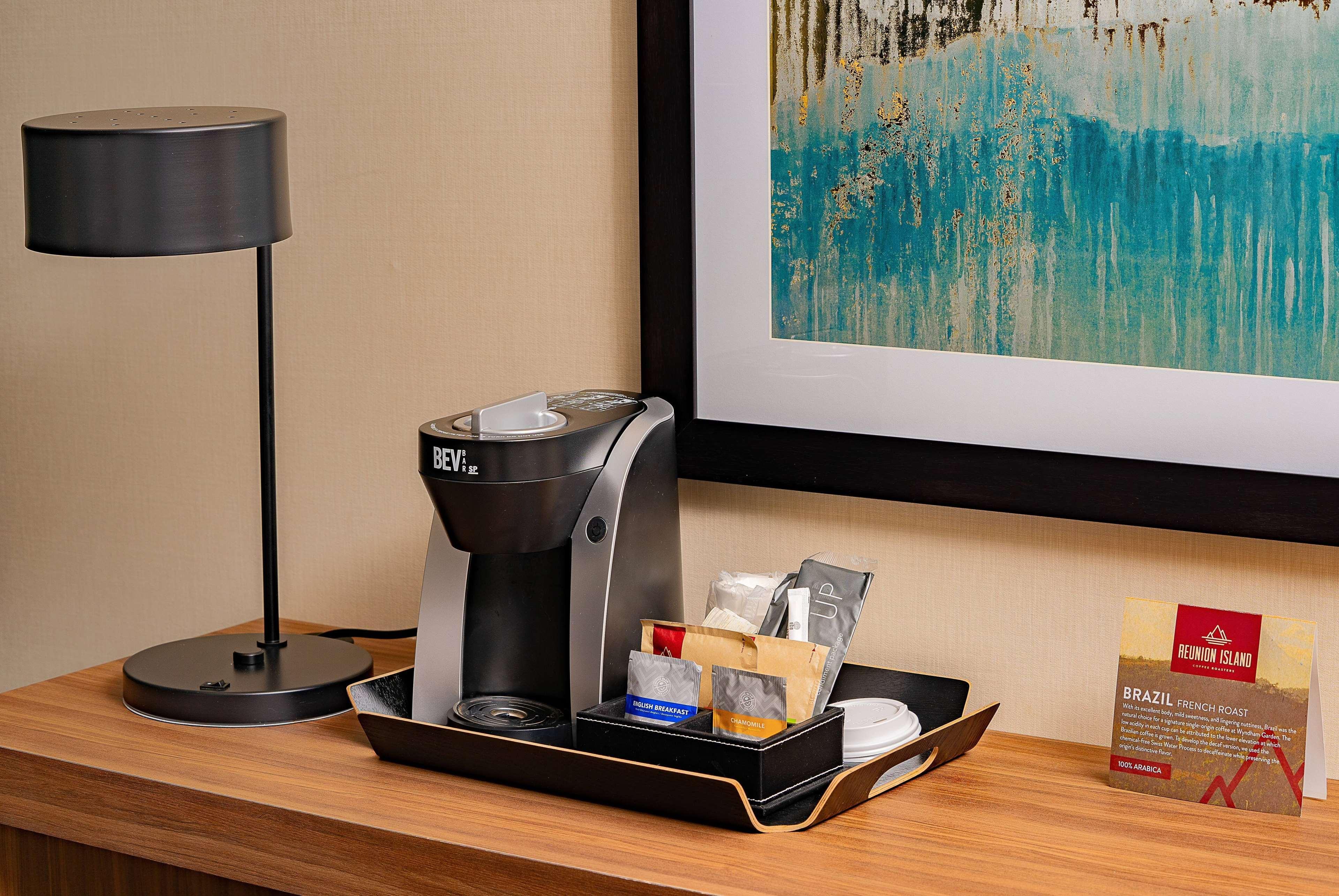 Wyndham Garden Niagara Falls Fallsview Bagian luar foto
